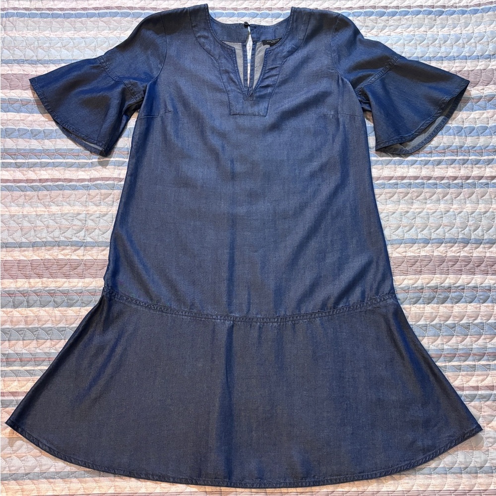 0117- Ann Taylor Petite Chambray Lyocell Shift Dress XSP